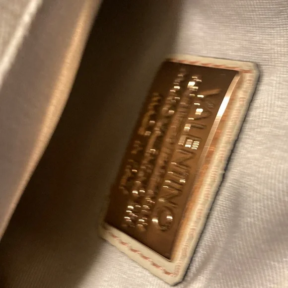 Valentino Cream Quilted Crossbody Bag with Gold Chain - Picture 15 of 16